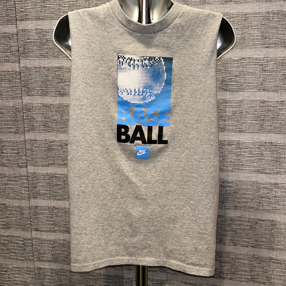 Boy’s Large Nike baseball muscle t-shirt